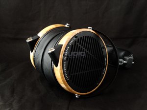 Recenzja słuchawek planarnych Audeze LCD-2 (Rev. 2)