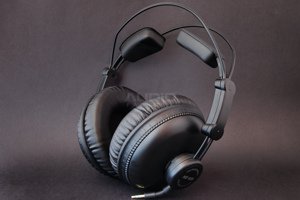 Superlux HD669