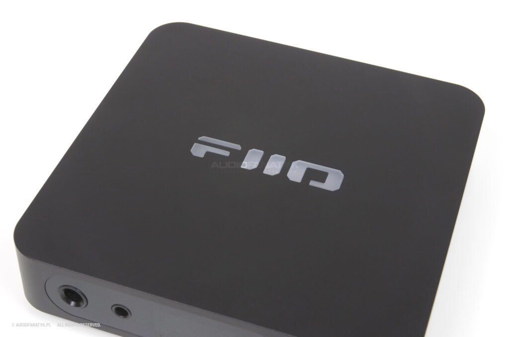 FiiO K11