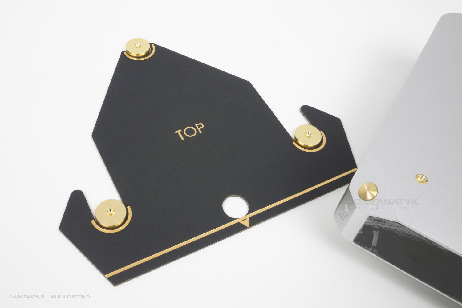 Pozycjonowanie podkładek do kolców w praktyce