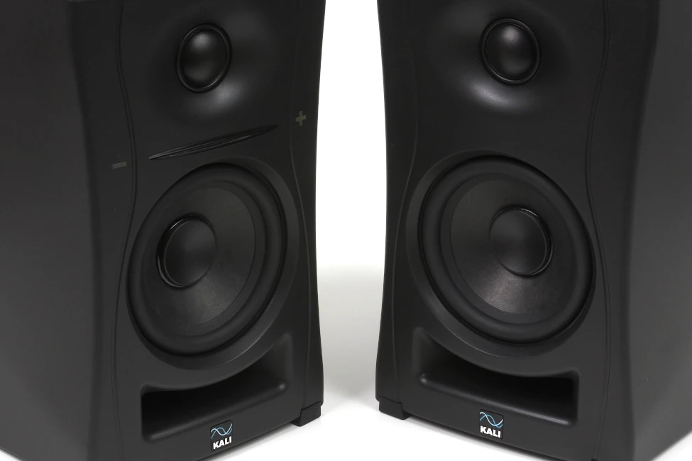 Recenzja Kali Audio LP-UNF