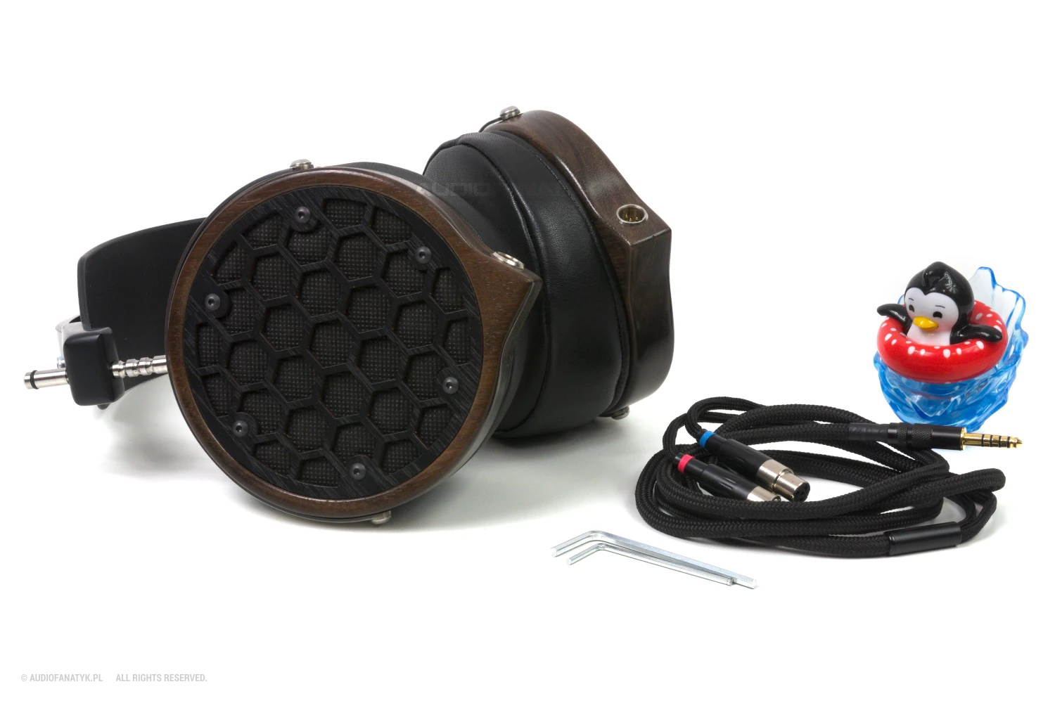 Sash Tres SE wraz z okablowaniem fabrycznym