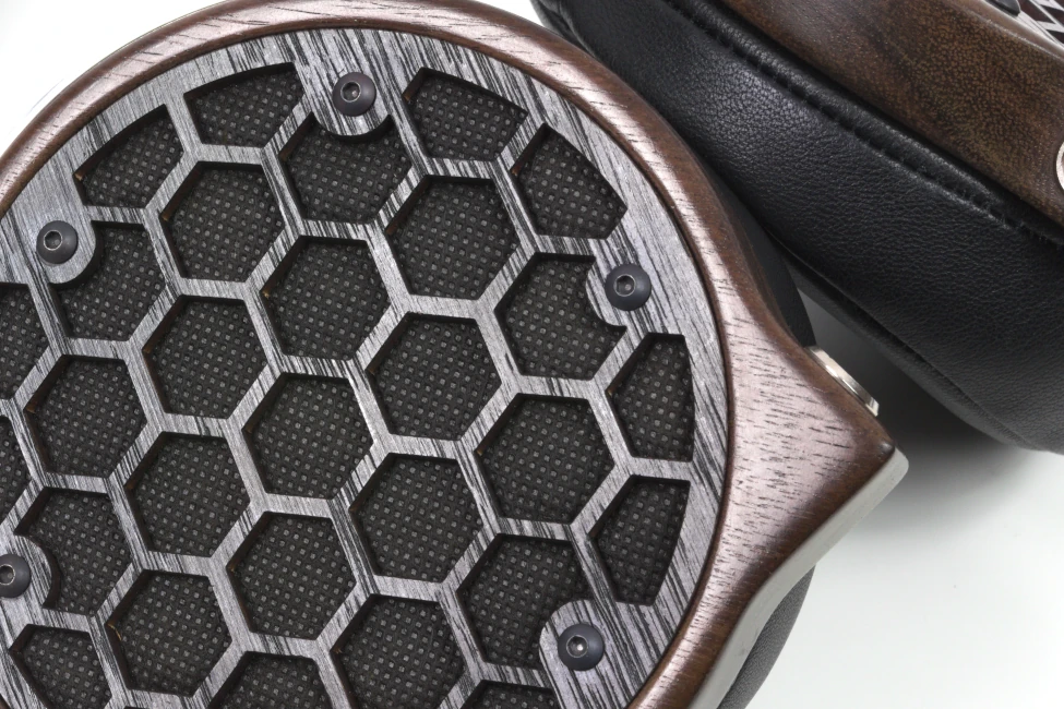 Recenzja słuchawek planarnych Sash Tres SE