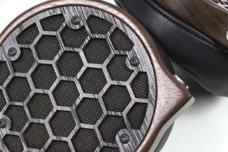 Recenzja Sash Tres SE