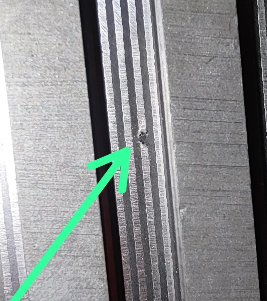 My brand new HE400SE just died yesterday