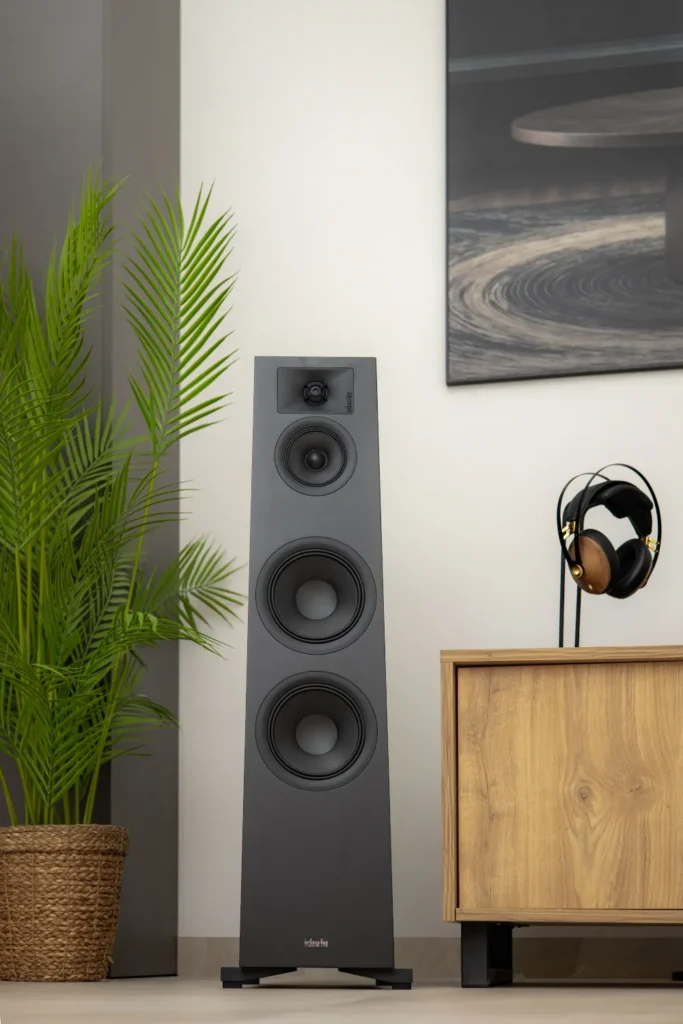 Kolumny Indiana Line Lira 6 z nagrodą iF DESIGN AWARD 2026