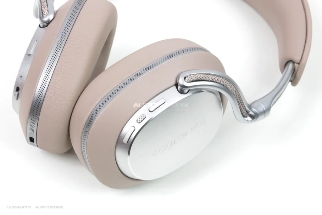 Bowers & Wilkins Px8 S2