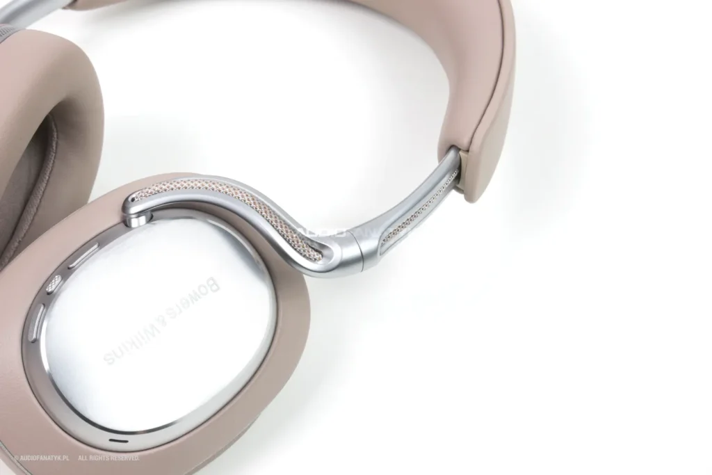 Bowers & Wilkins Px8 S2