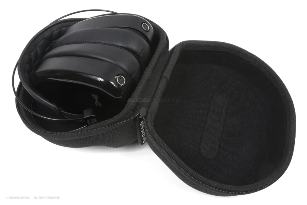 Etui podróżne dla Dan Clark Audio Noire X