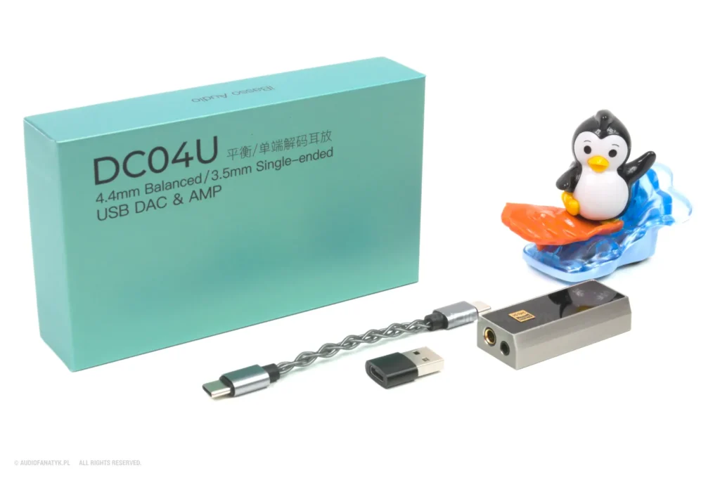 iBasso DC04U wraz z wyposażeniem
