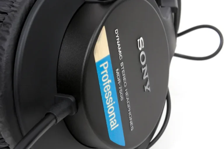 Recenzja słuchawek Sony MDR-7506