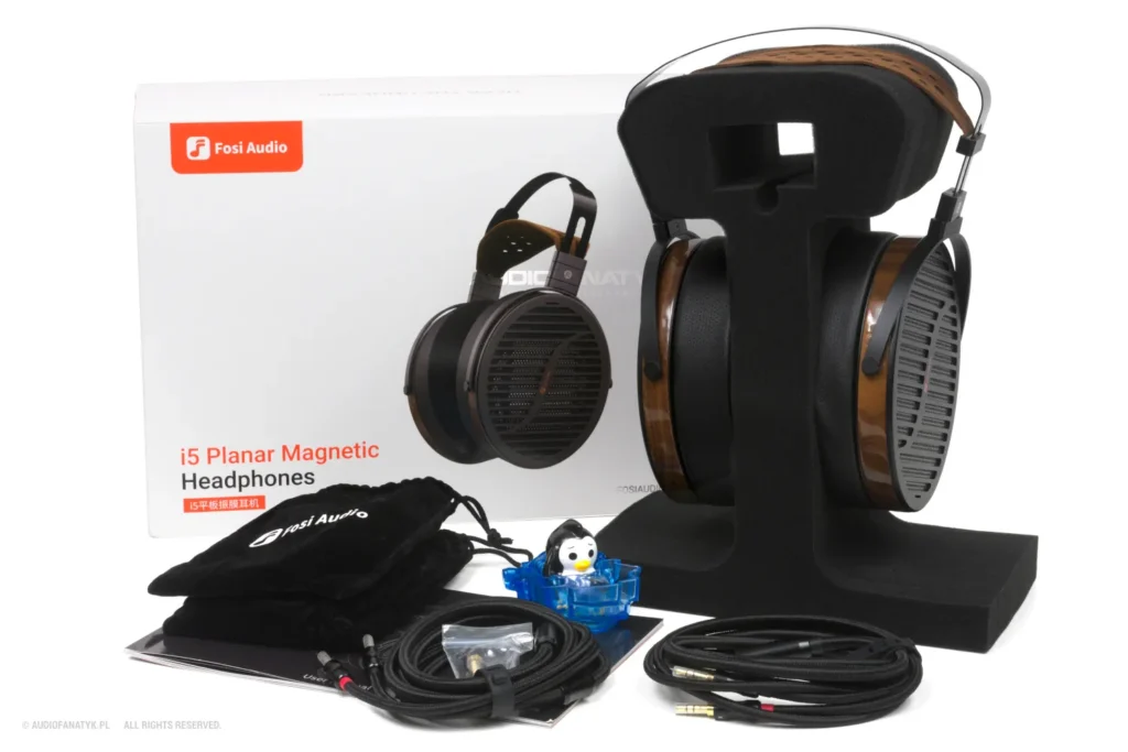 Fosi Audio i5 wraz z całym zestawem wyposażenia