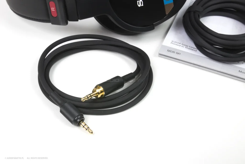 Krótki kabel Sony MDR-M1