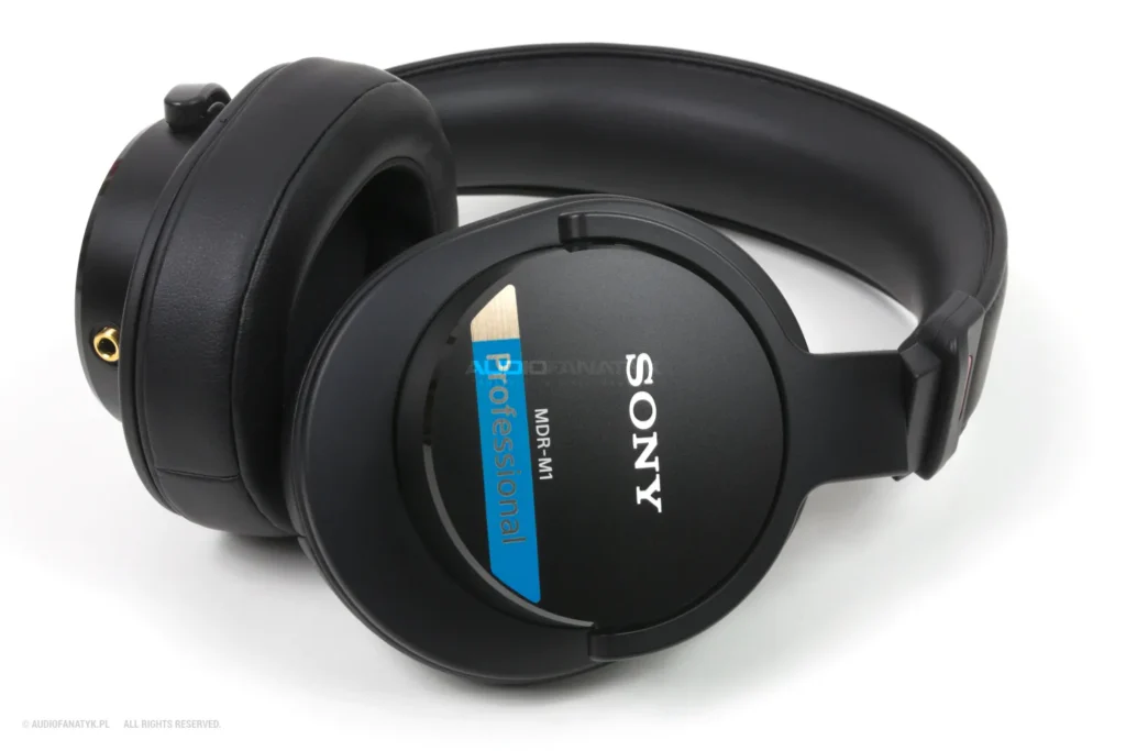 Sony MDR-M1