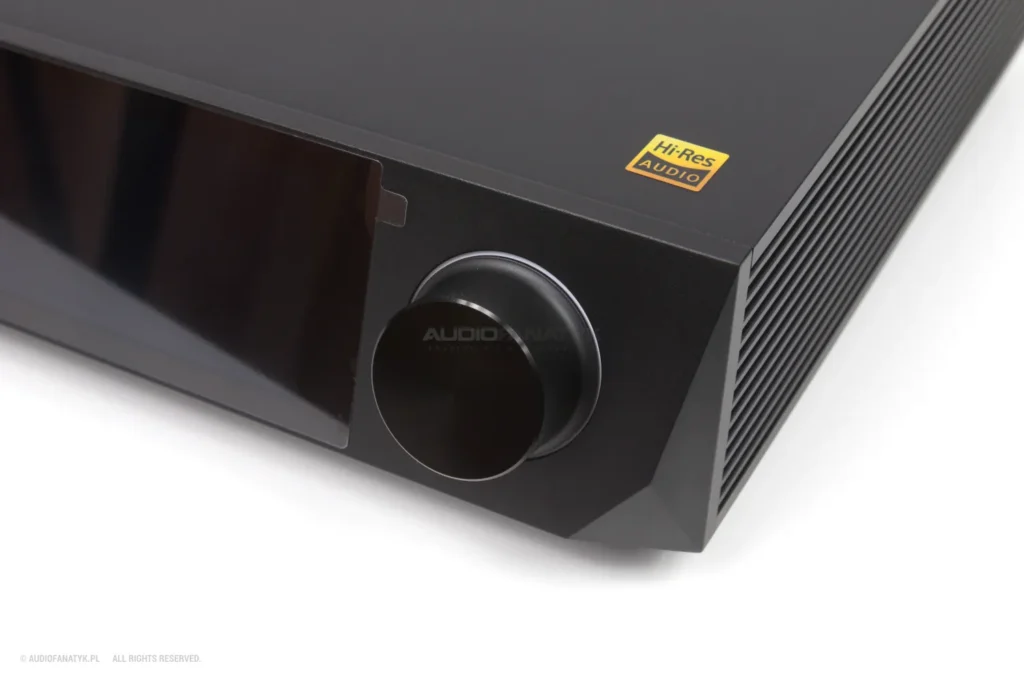 Recenzja Luxsin X8