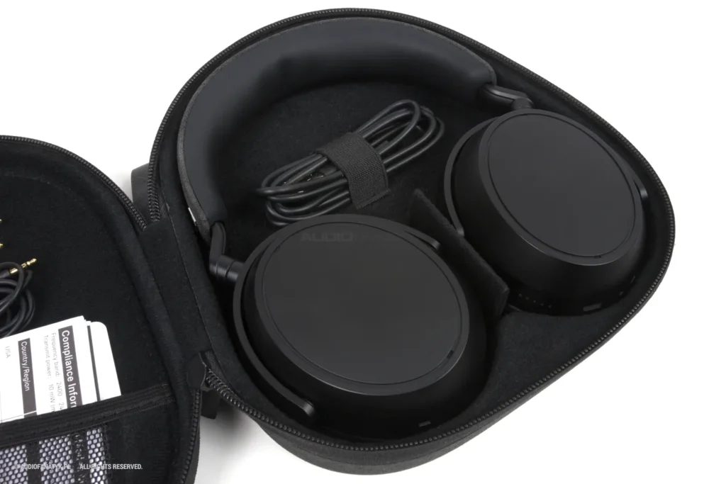 Etui słuchawek Sennheiser Momentum 4 Wireless