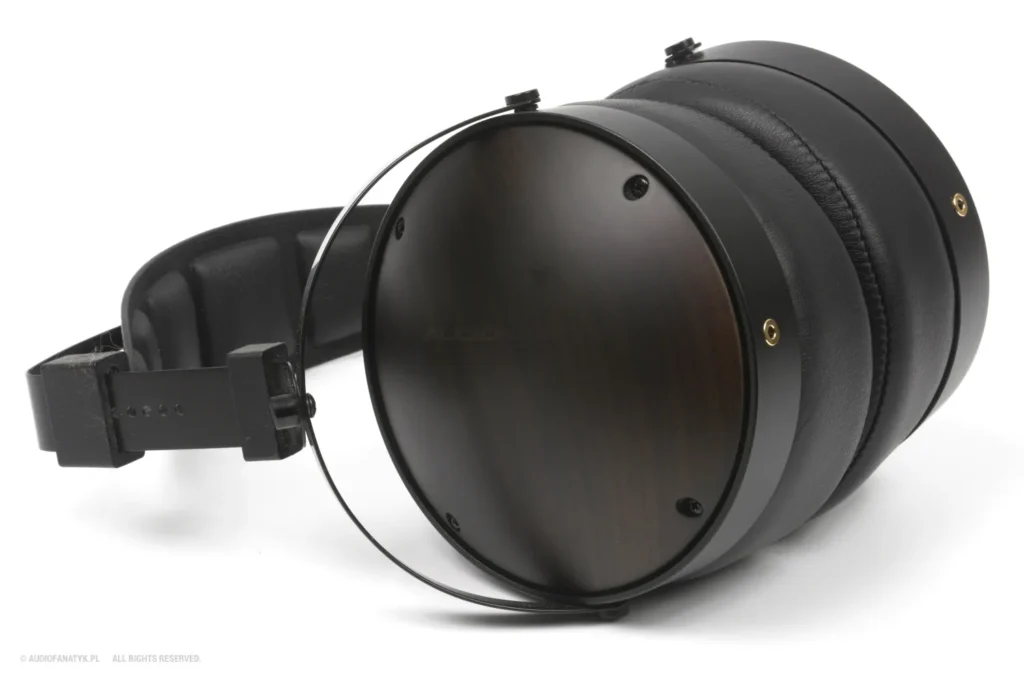 Monoprice Monolith M1060C