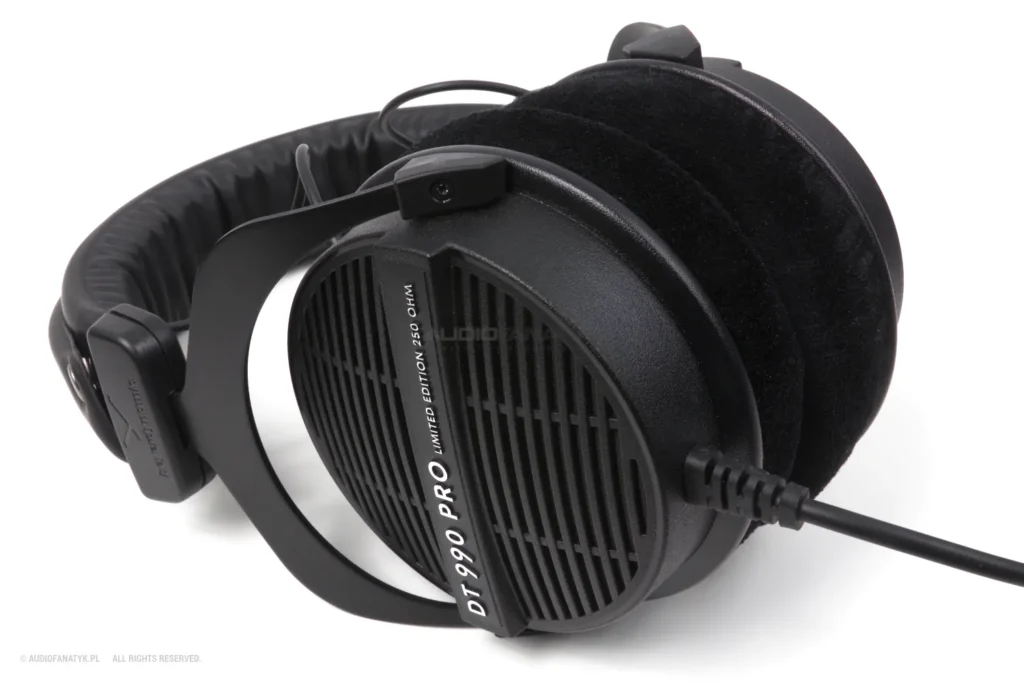 Recenzja Beyerdynamic DT 990 PRO Black Limited Edition